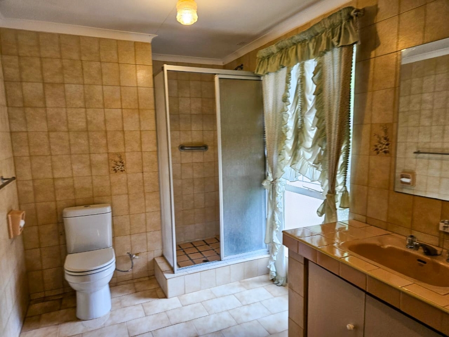 4 Bedroom Property for Sale in Van Der Hoff Park North West